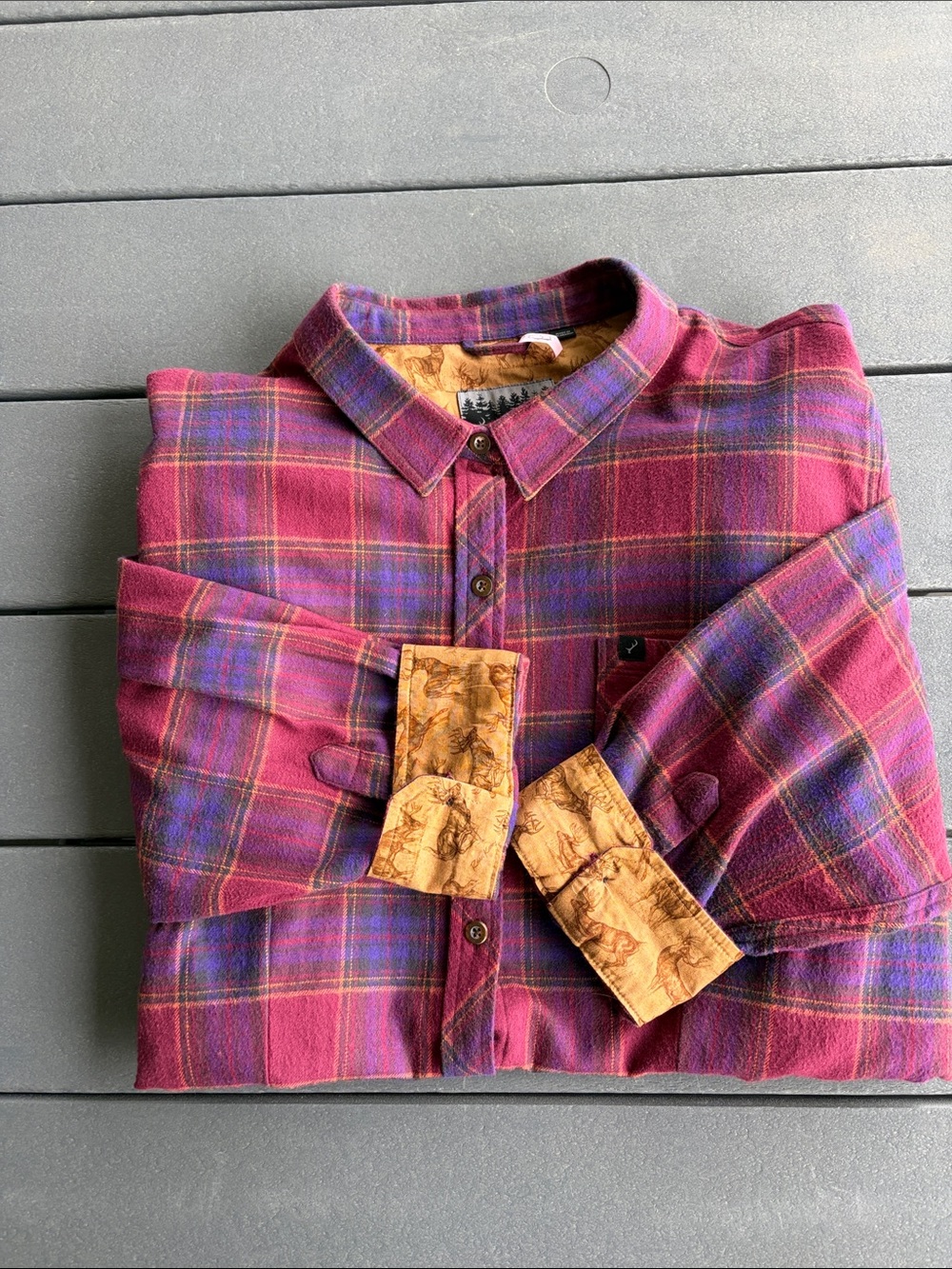Women’s‎ Pladra
 Plaid Button-Down Shirt - Purple/burgandy